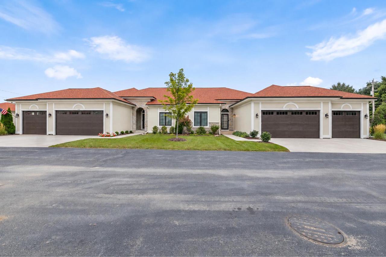 1611 Vico Pass 22 — photo