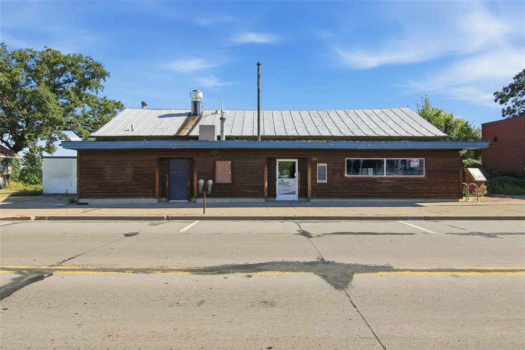 512 Crescent Street — photo