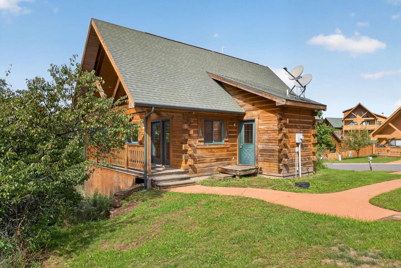 441 Overlook Court — photo