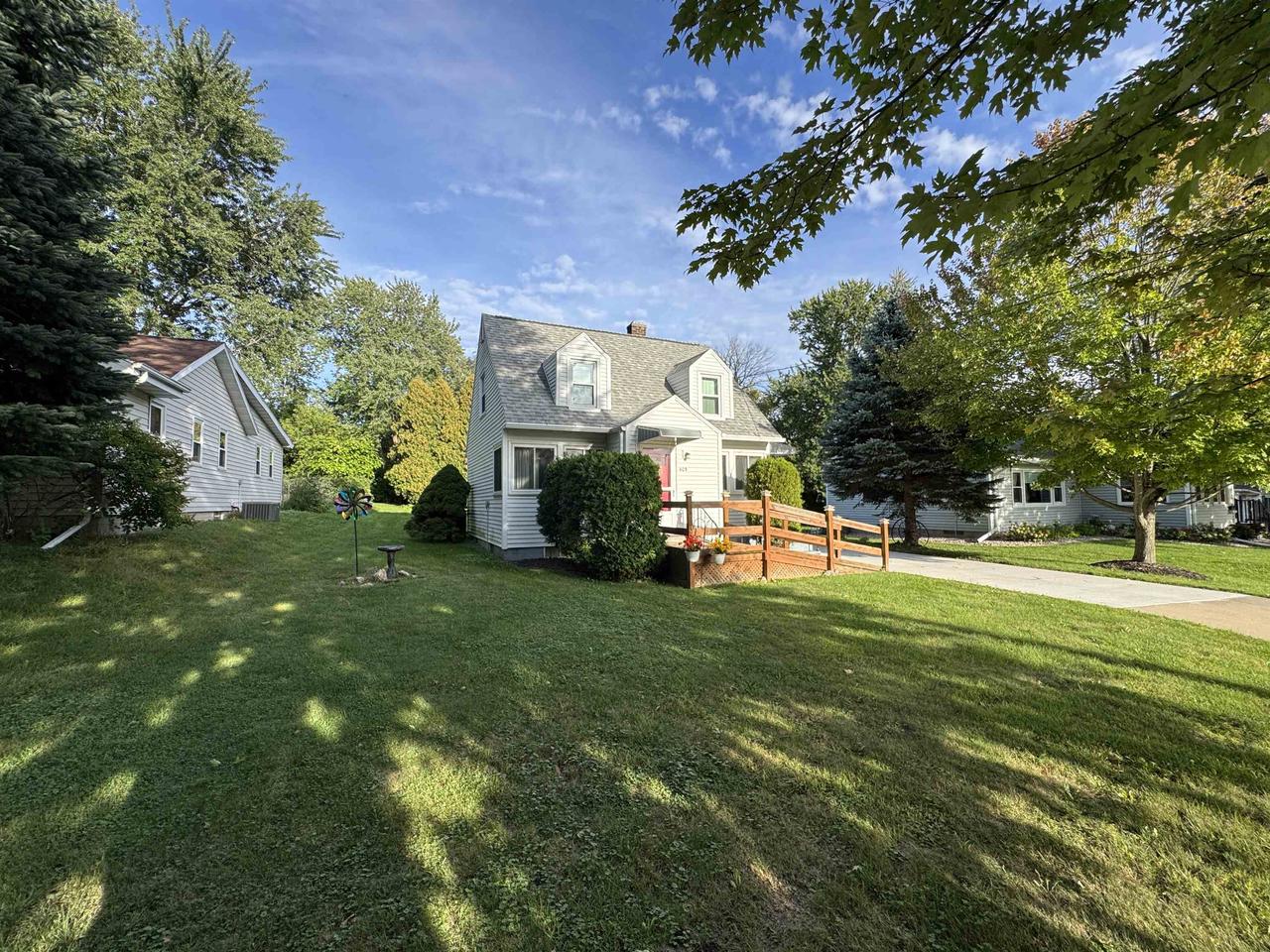 409 Stanton STREET, Ripon, WI 54971 — photo 2
