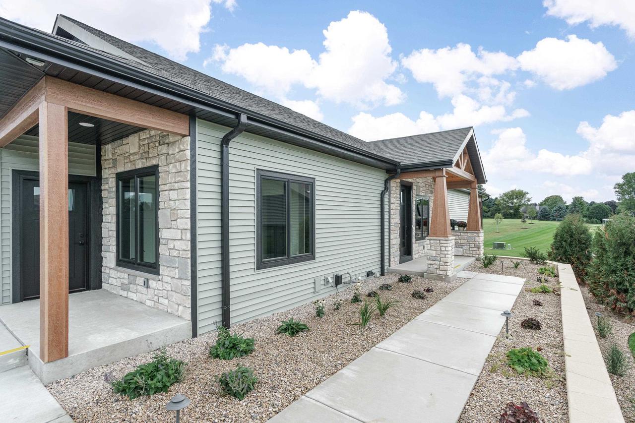 341 Ridge View DRIVE #17, Milton, WI 53563 — photo 3