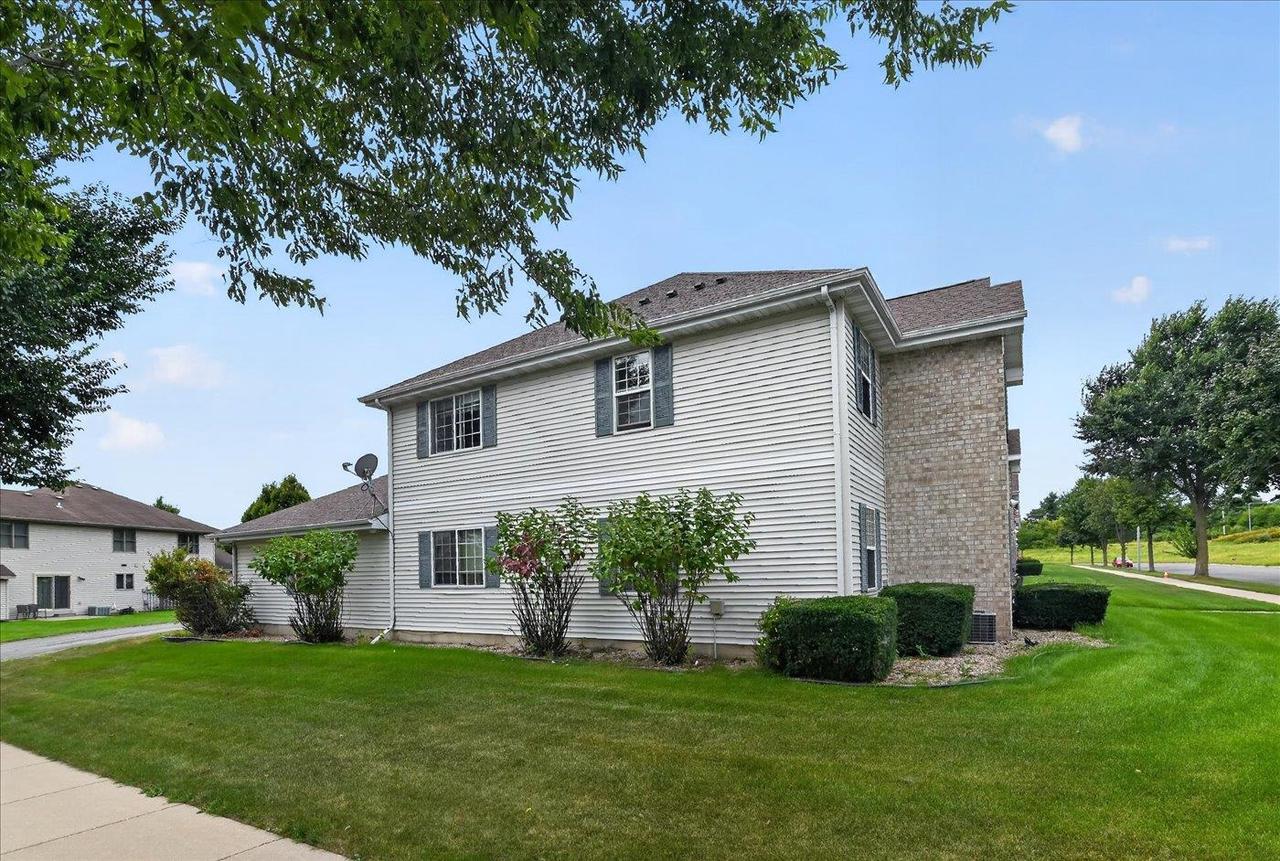6633 Reston Heights DRIVE #3, Madison, WI 53718 — photo 3