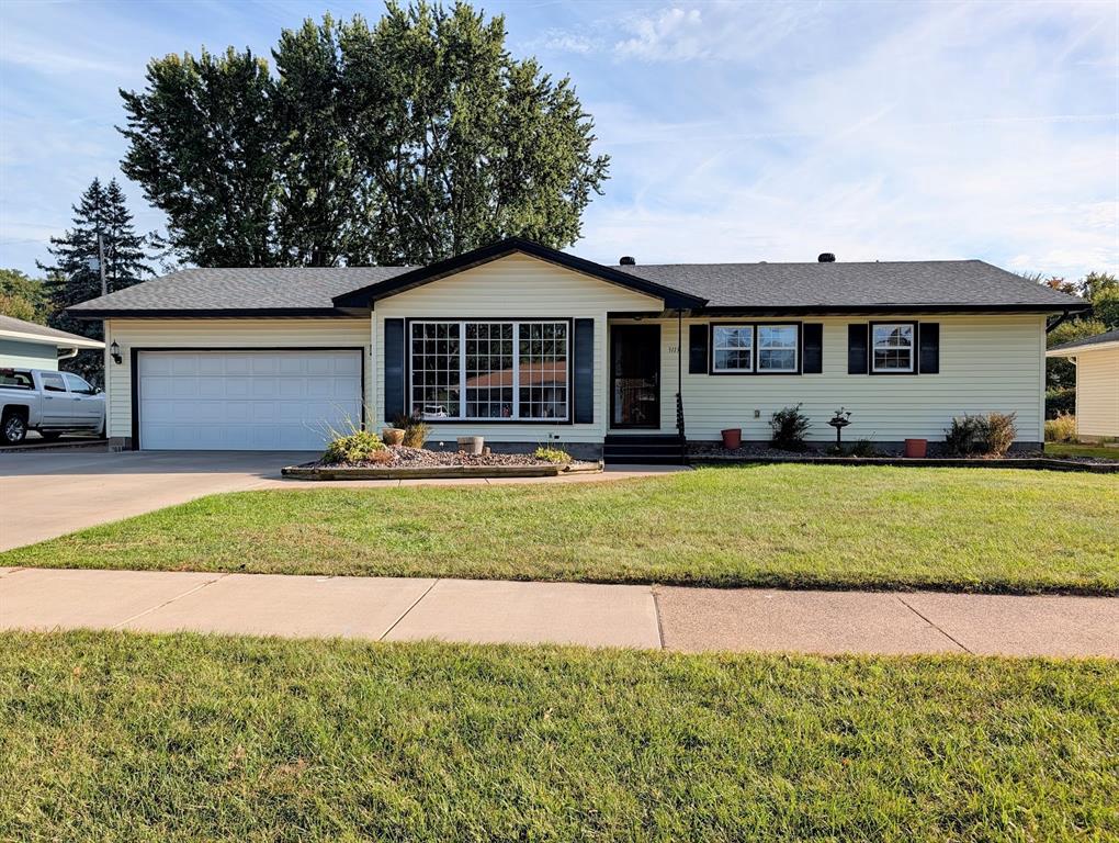 3119 Leslie Lane — photo