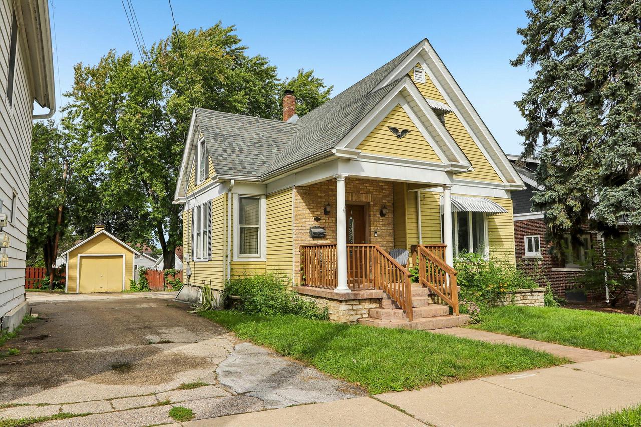 200 W State Street — photo