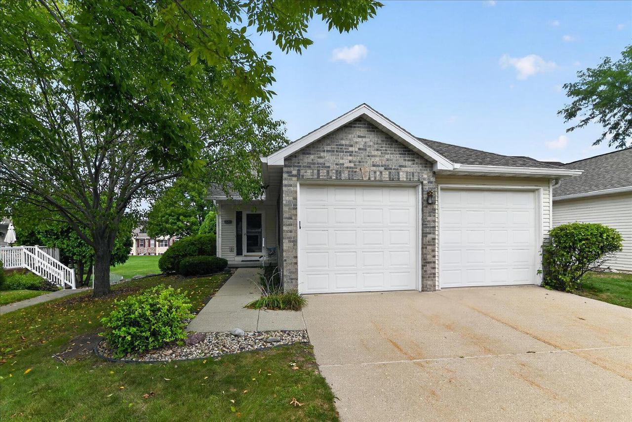 6322 Merritt Ridge — photo