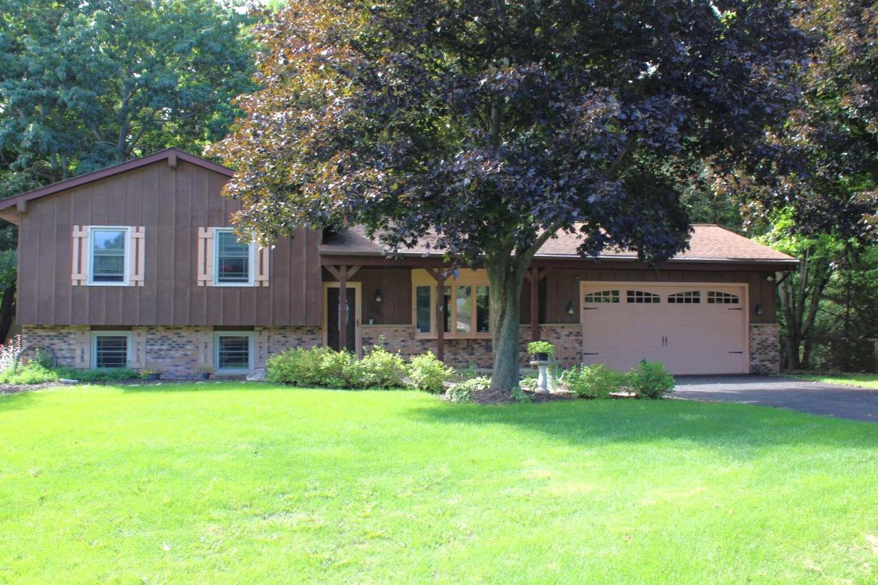 6905 Colt Circle — photo