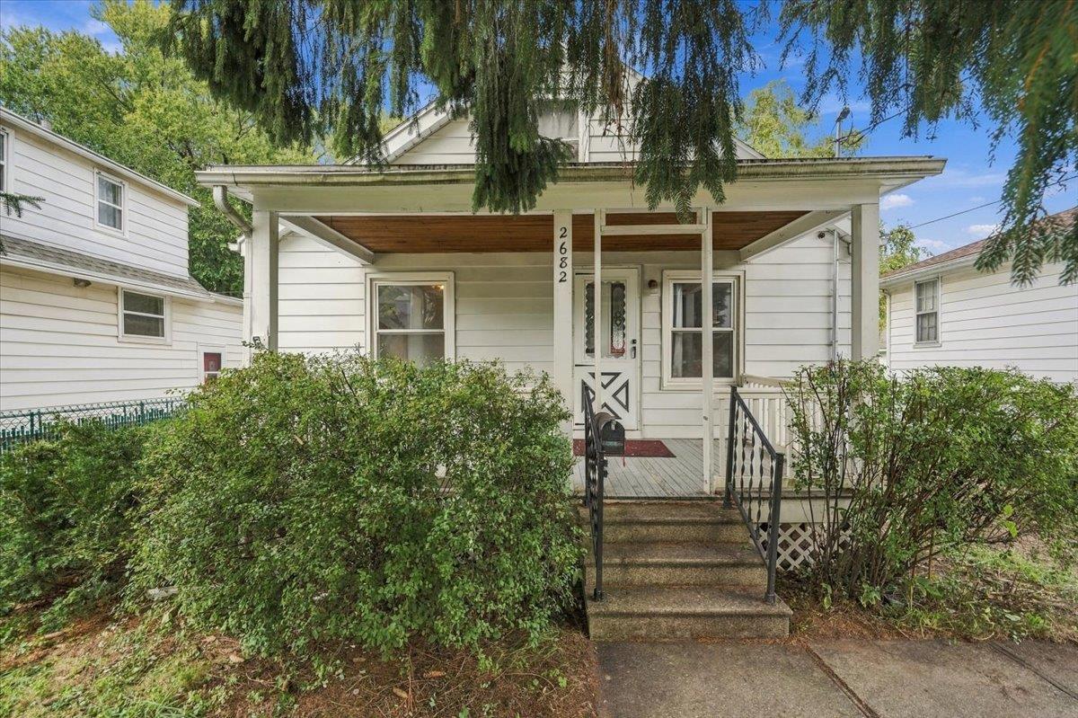 2682 South Court — photo