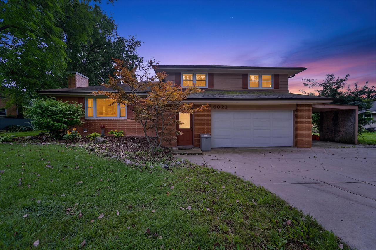 6023 Princeton Lane — photo
