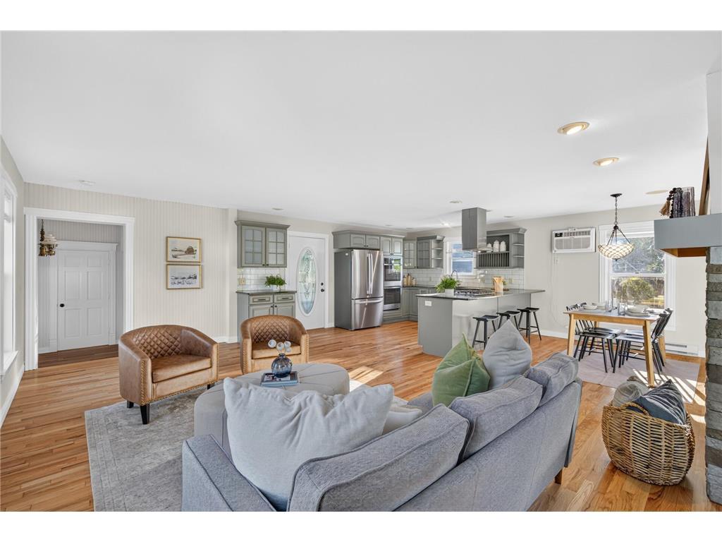 627 Locust Street — photo