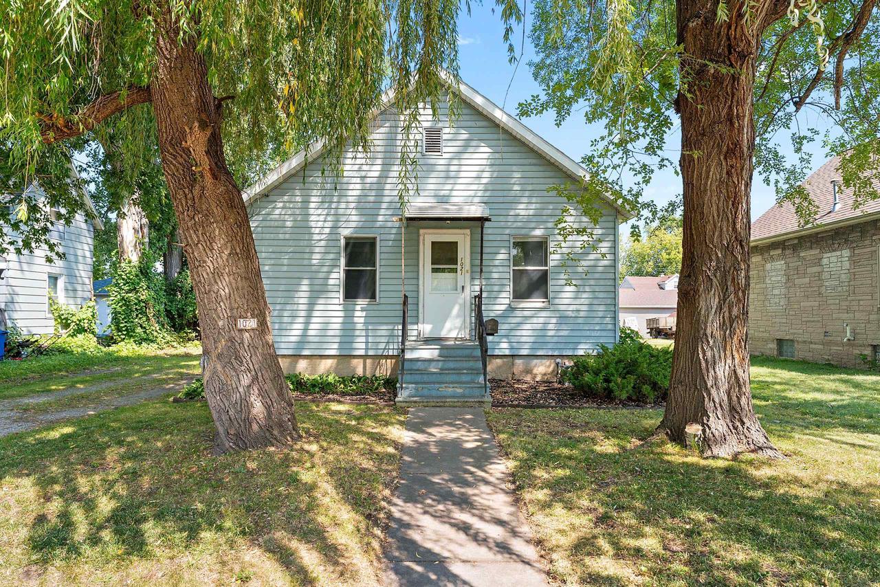 1021 Klaus Street — photo