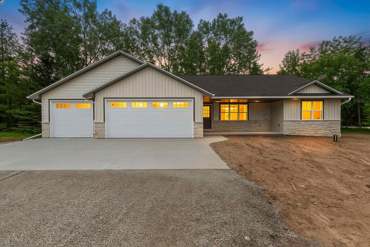 482 High Ridge Trail, Chase, WI 54162 — photo 2
