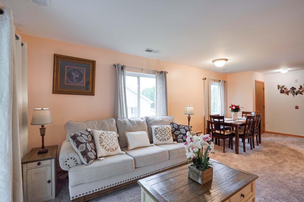 964 Rockefeller LANE, Madison, WI 53704 — photo 3