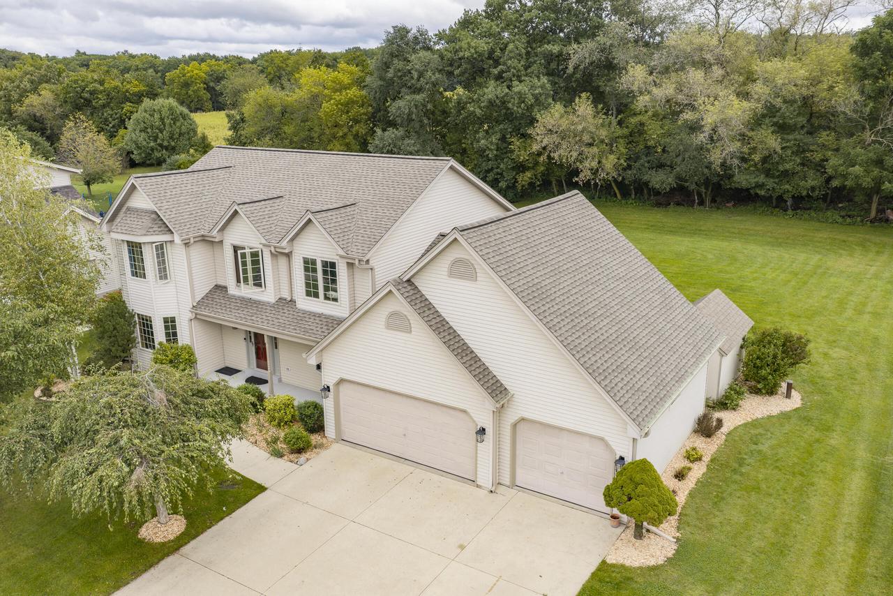 843 Prairie View Drive — photo