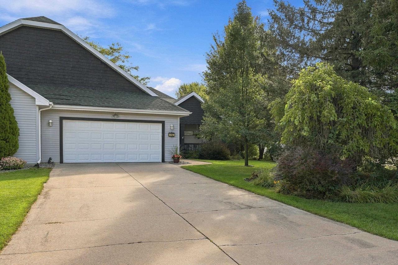 1142 Hearthstone Place — photo
