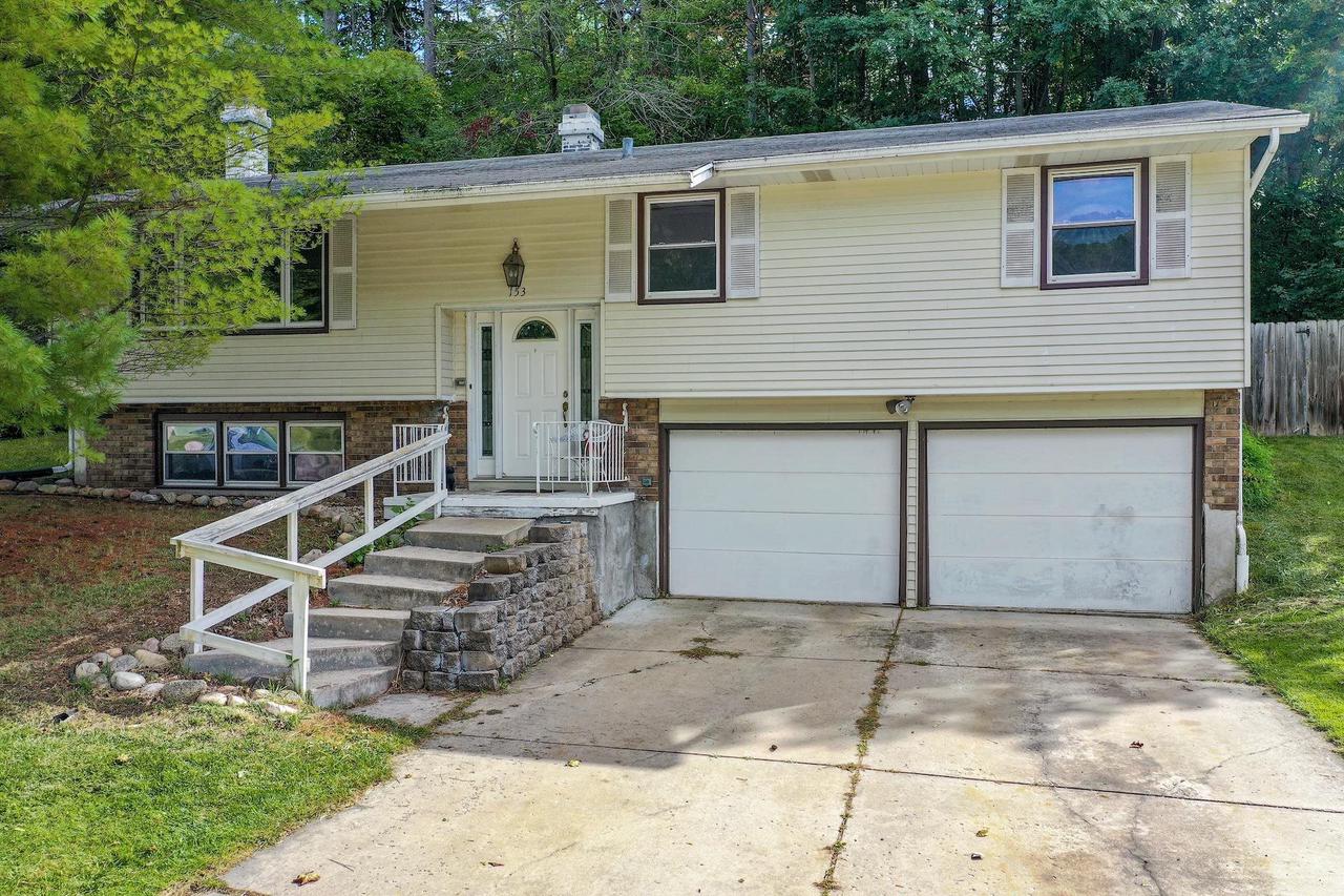 153 Cliffview Drive — photo