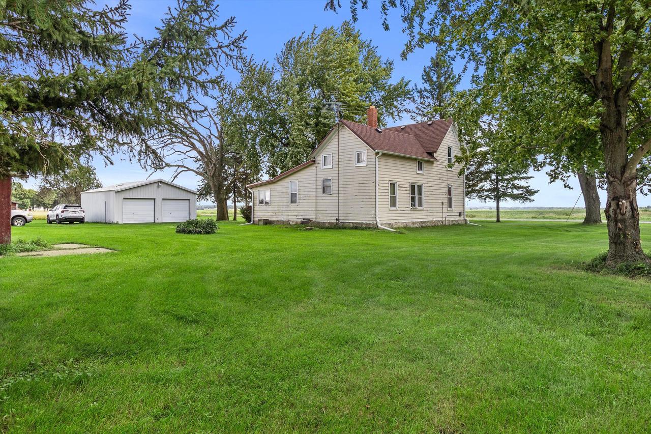 W6738 State Line ROAD, Walworth, WI 53184 — photo 2