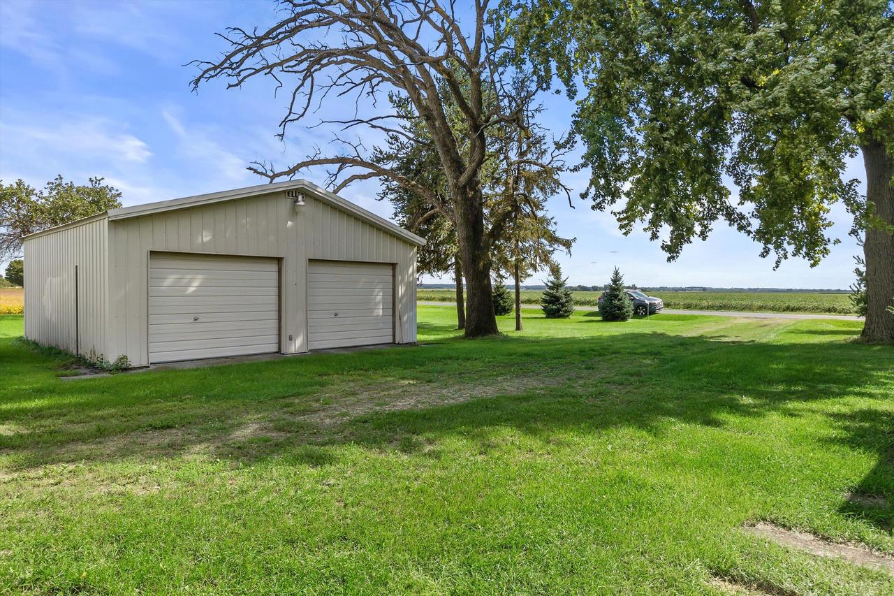 W6738 State Line ROAD, Walworth, WI 53184 — photo 3
