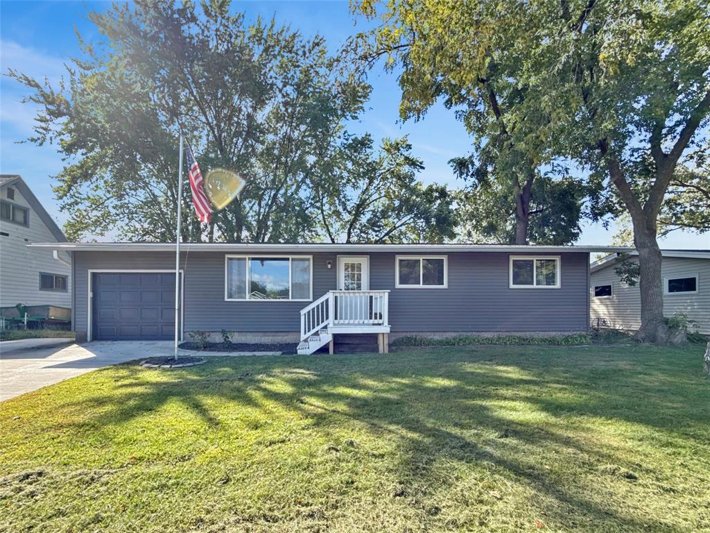 3019 Leslie Lane — photo