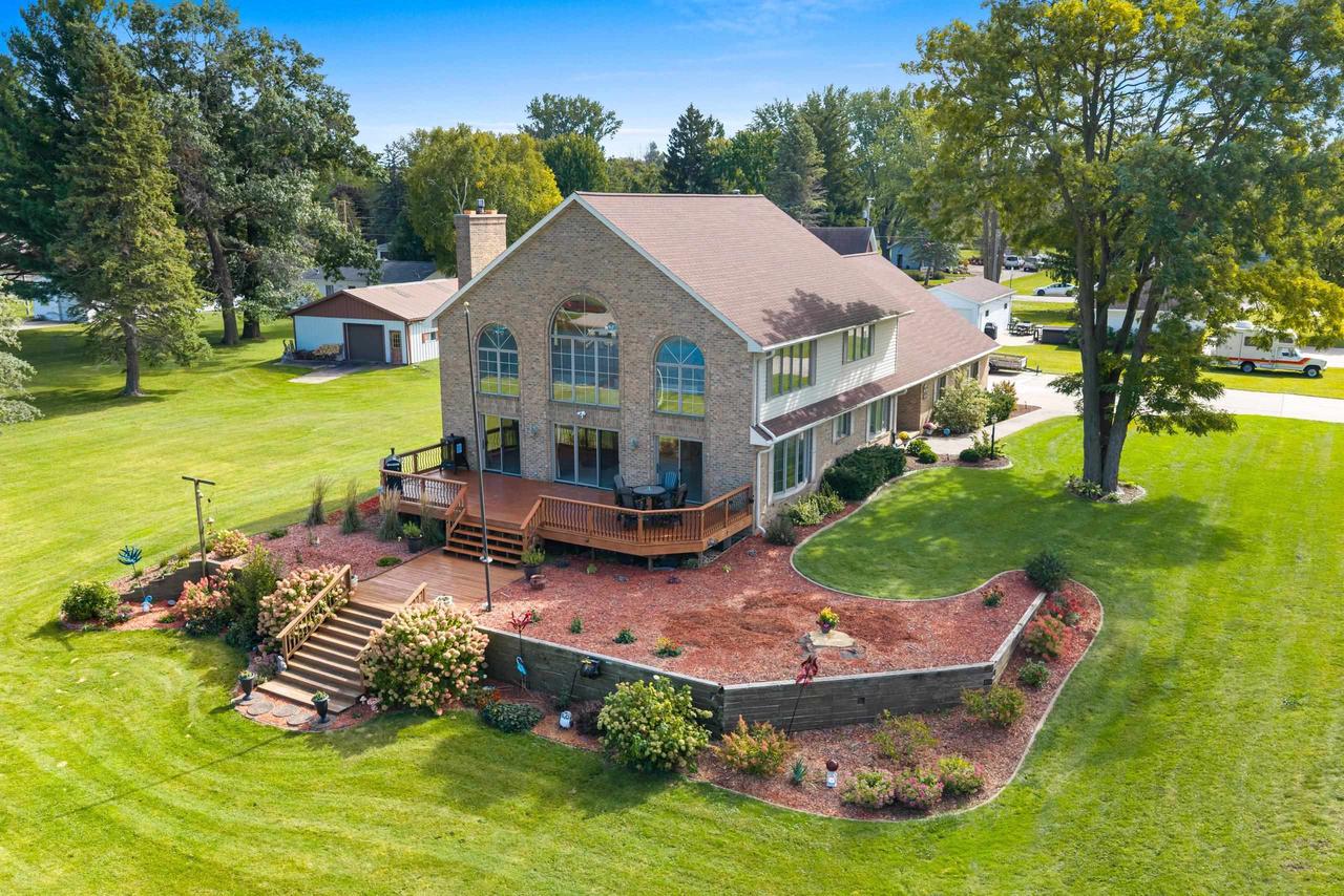3350 Lakeview Drive — photo