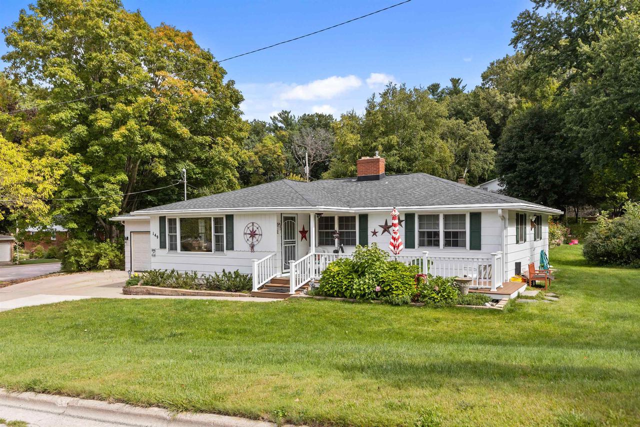 149 Sheridan Drive — photo