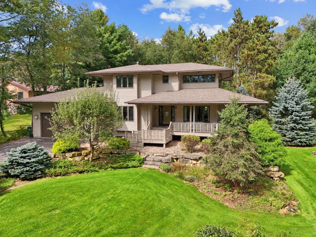 S2925 Fairway Drive — photo