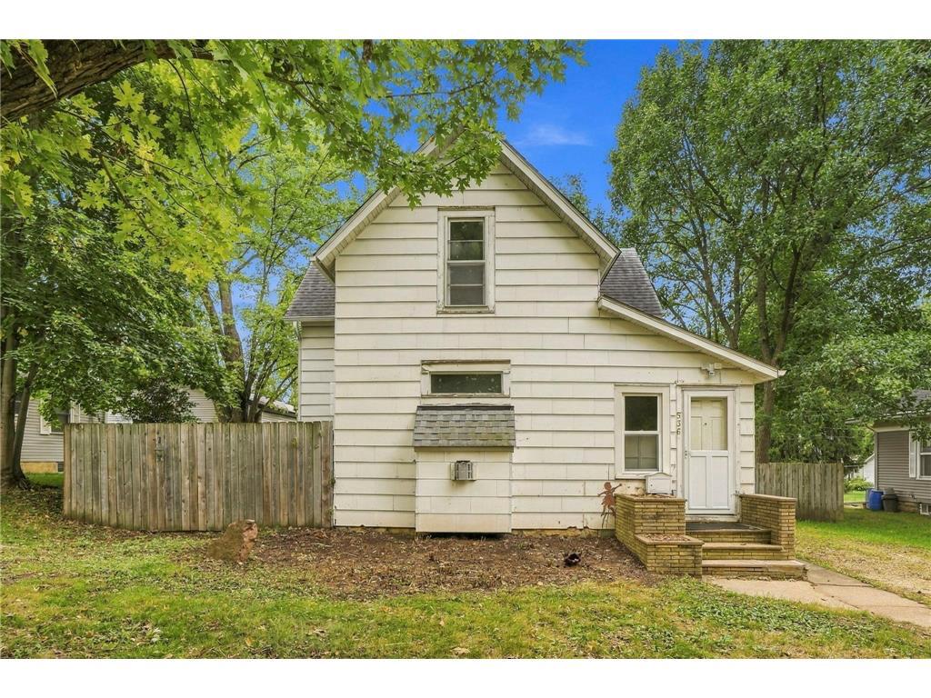 536 E Maple Street — photo