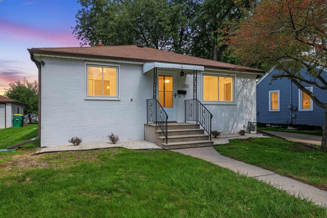 1627 Smith Street — photo