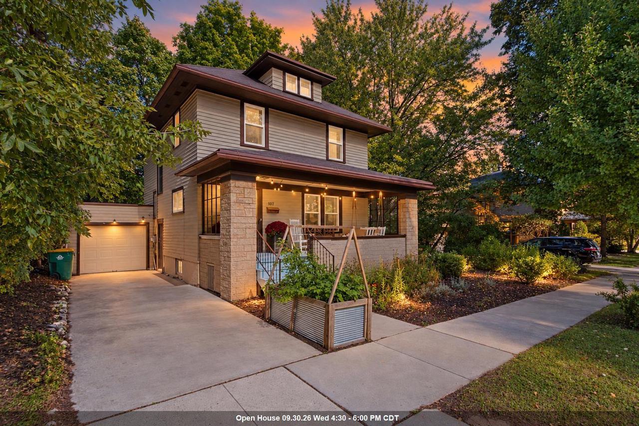 1017 Eliza Street — photo