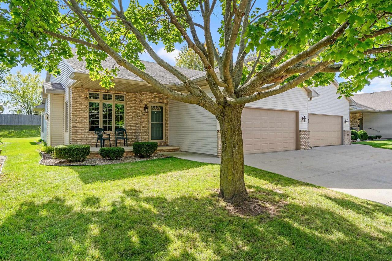 1815 E Sylvan Avenue, Appleton, WI 54915 — photo 2