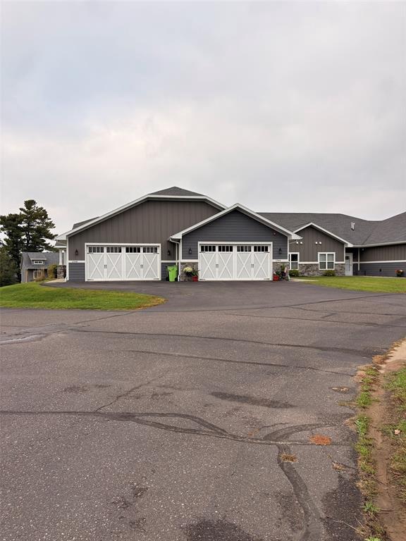 1368 Cypress Court — photo