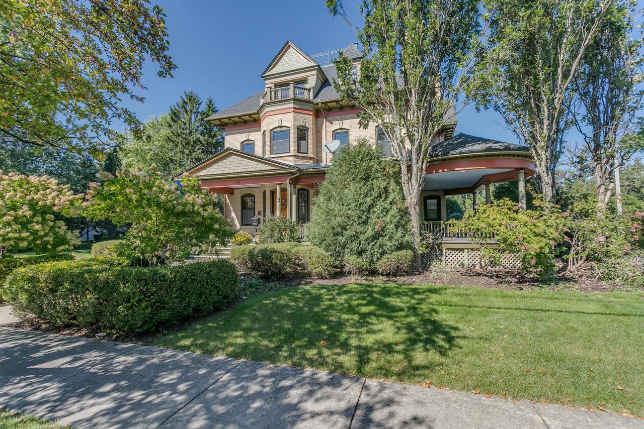 516 E Forest Avenue — photo