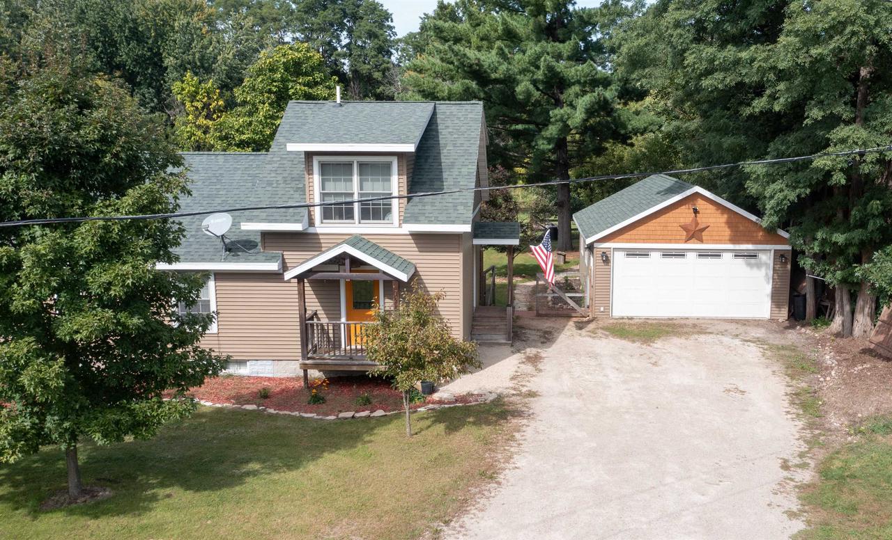 725 Shearer Street — photo