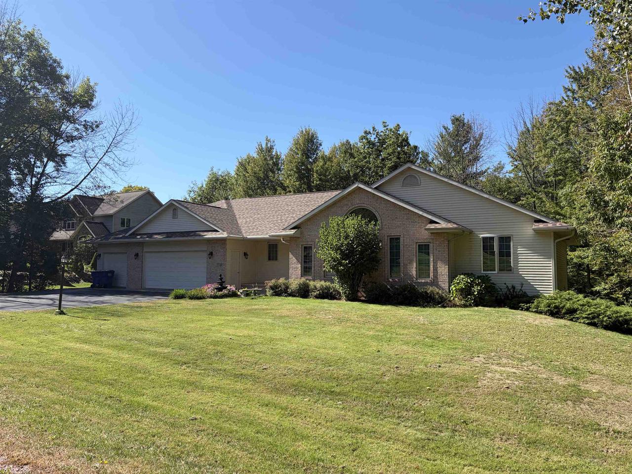223018 Firethorn Road — photo