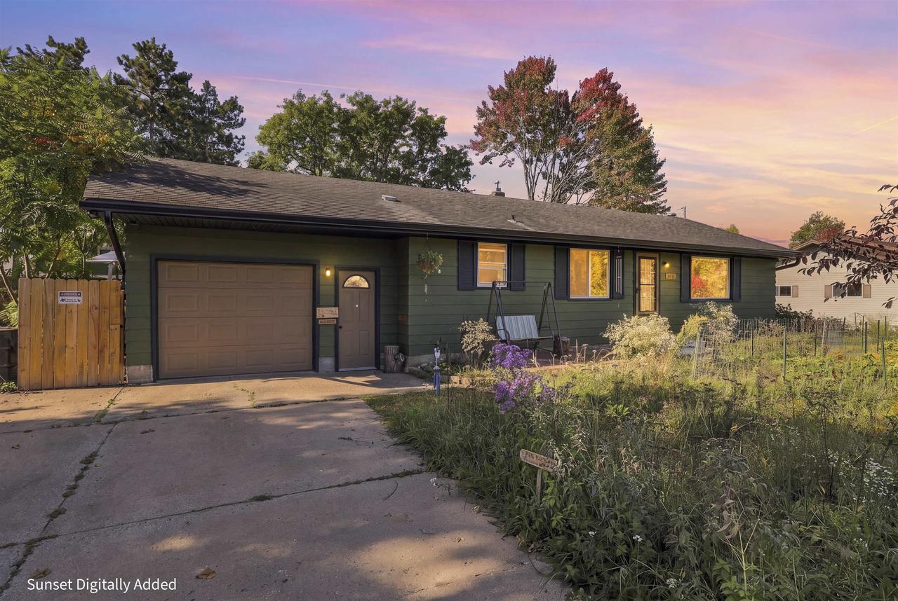 3617 Robert Street — photo
