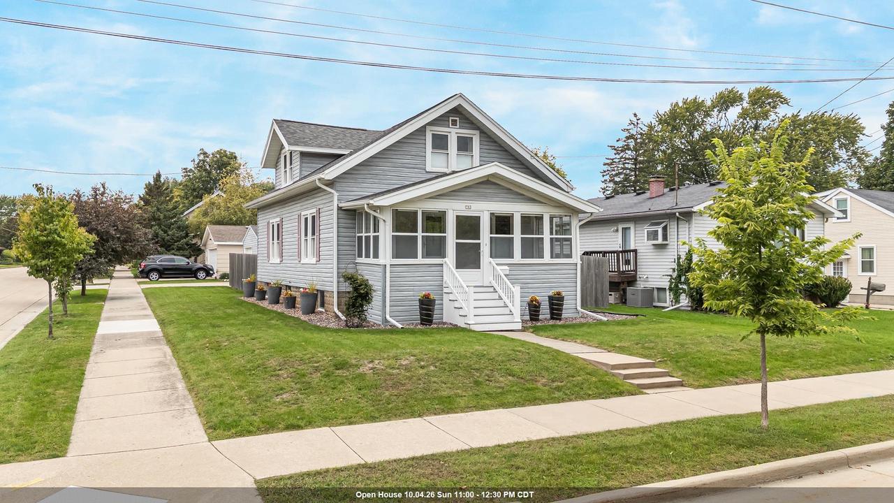 703 N Sawyer Street — photo