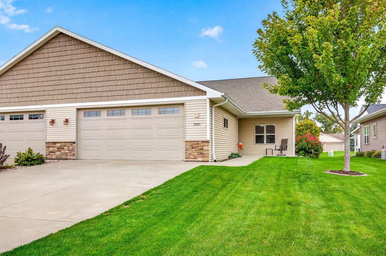 1581 Redwing Drive — photo