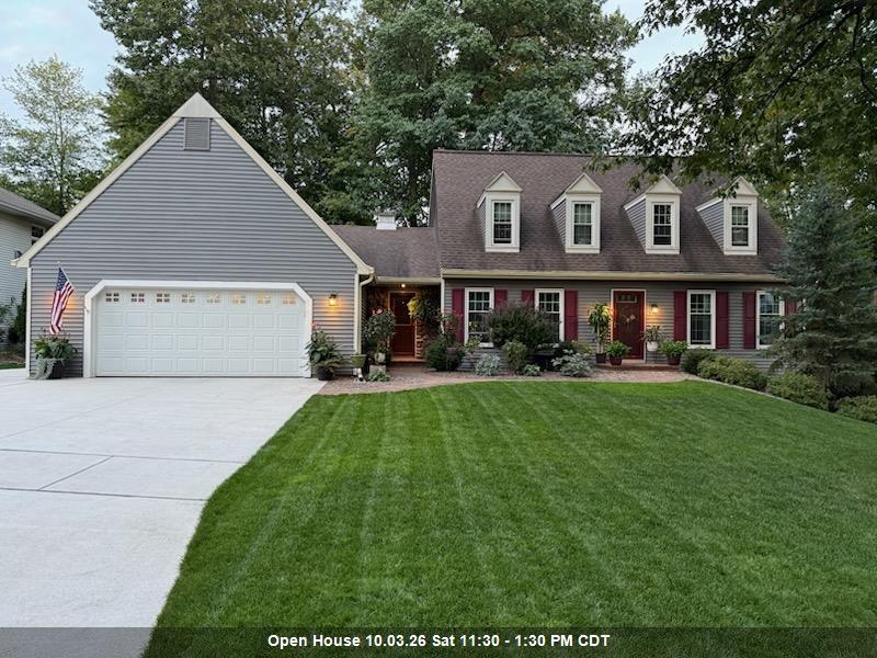 2075 Sandalwood Court — photo