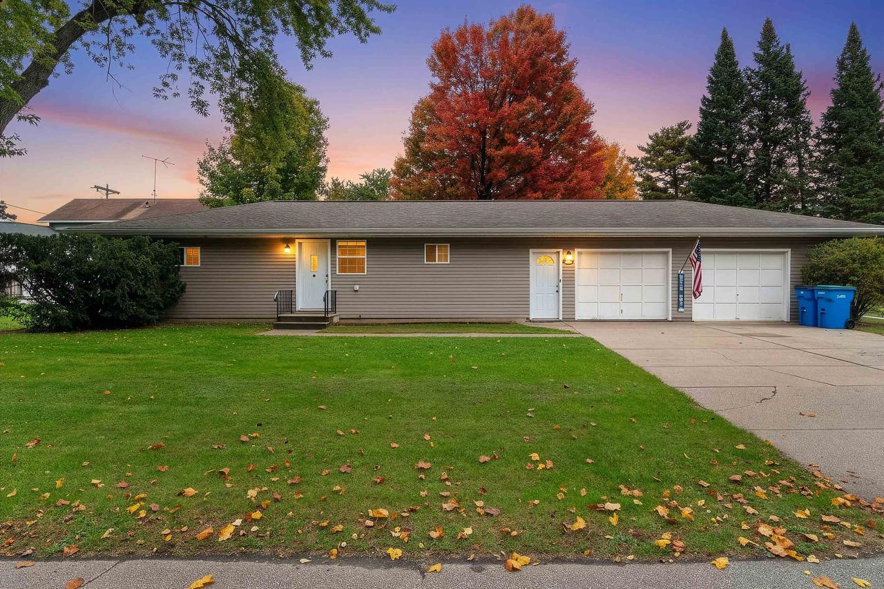 1036 Bartelt Street — photo