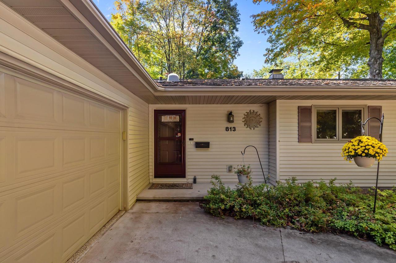 813 E Taft Avenue, Appleton, WI 54915 — photo 3