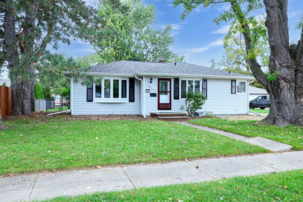 1630 E Glendale Avenue, Appleton, WI 54911 — photo 2