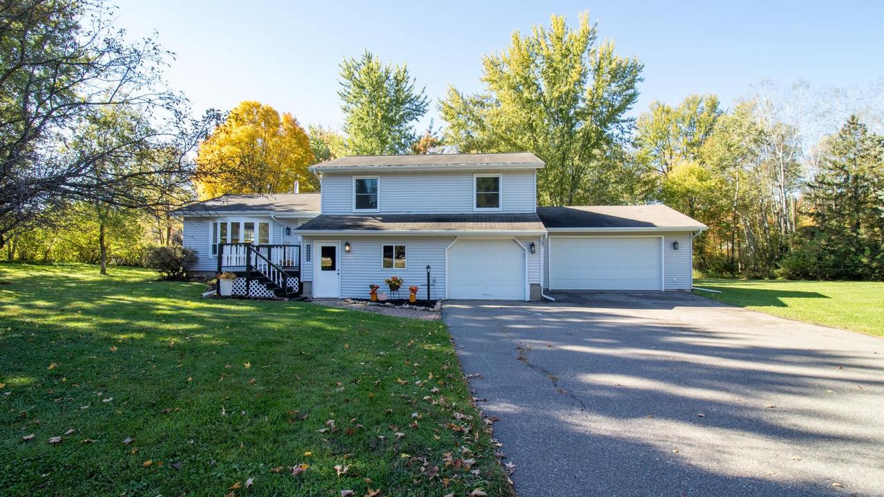223111 Woodsmoke Road — photo