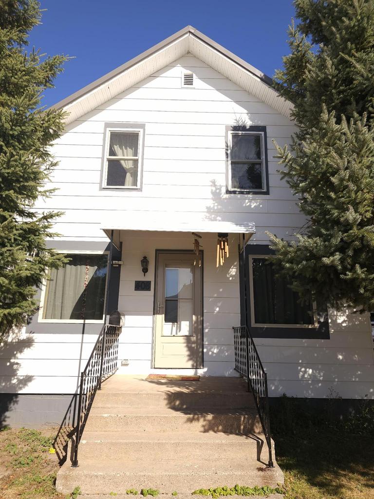 408 E E Street, Iron Mountain, MI 49801 — photo 2