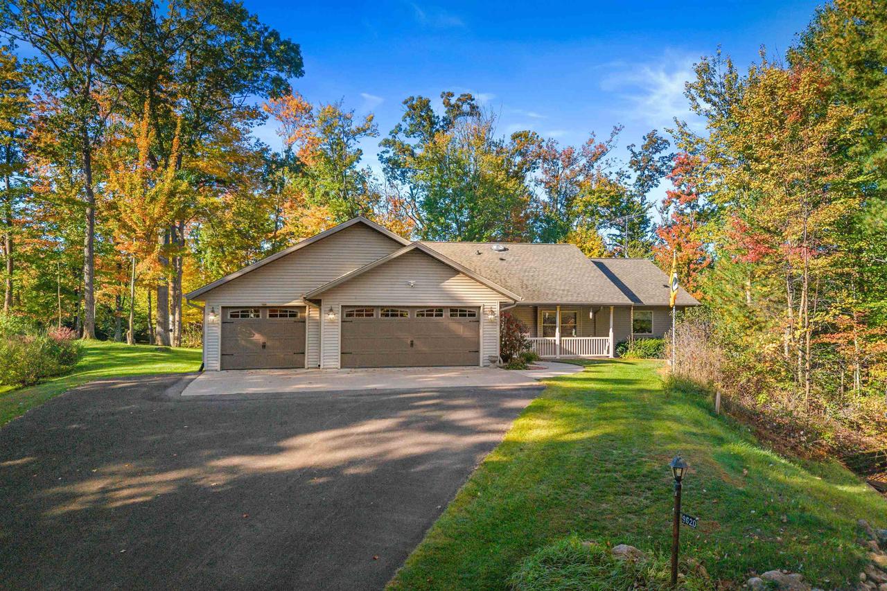 9620 Timberline Court — photo