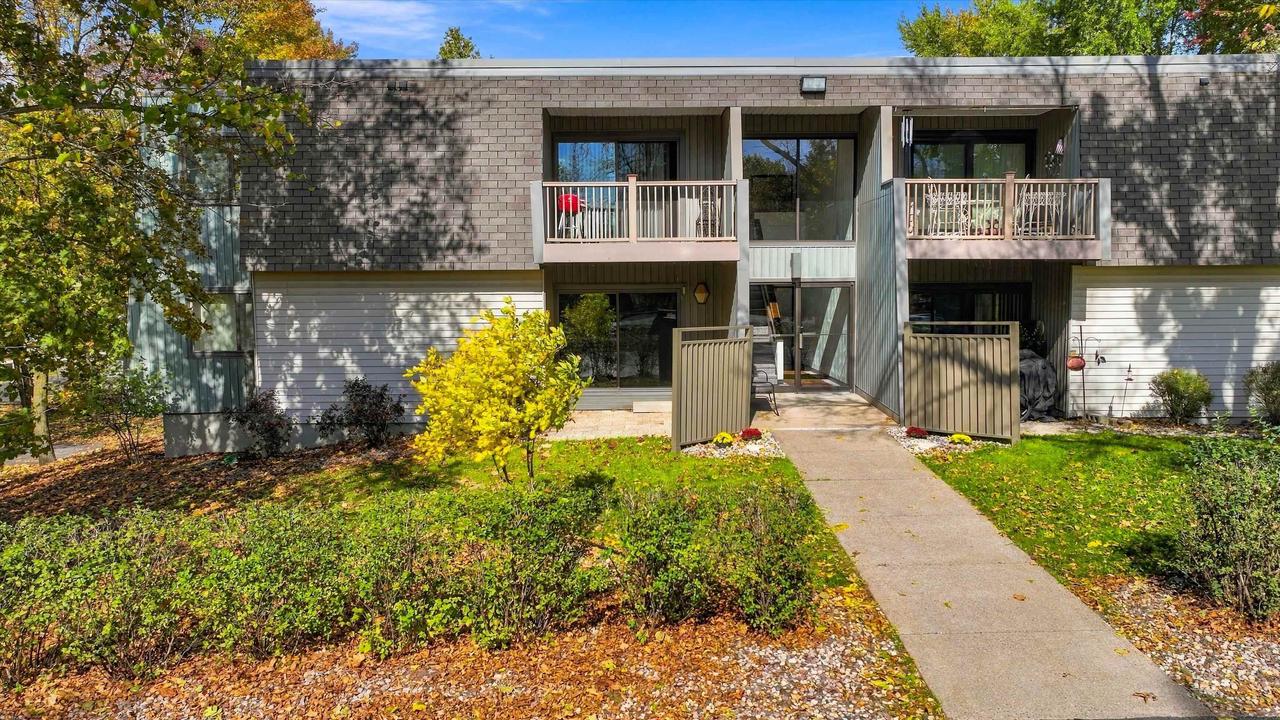 1609 Sawyer Drive Unit 106 — photo