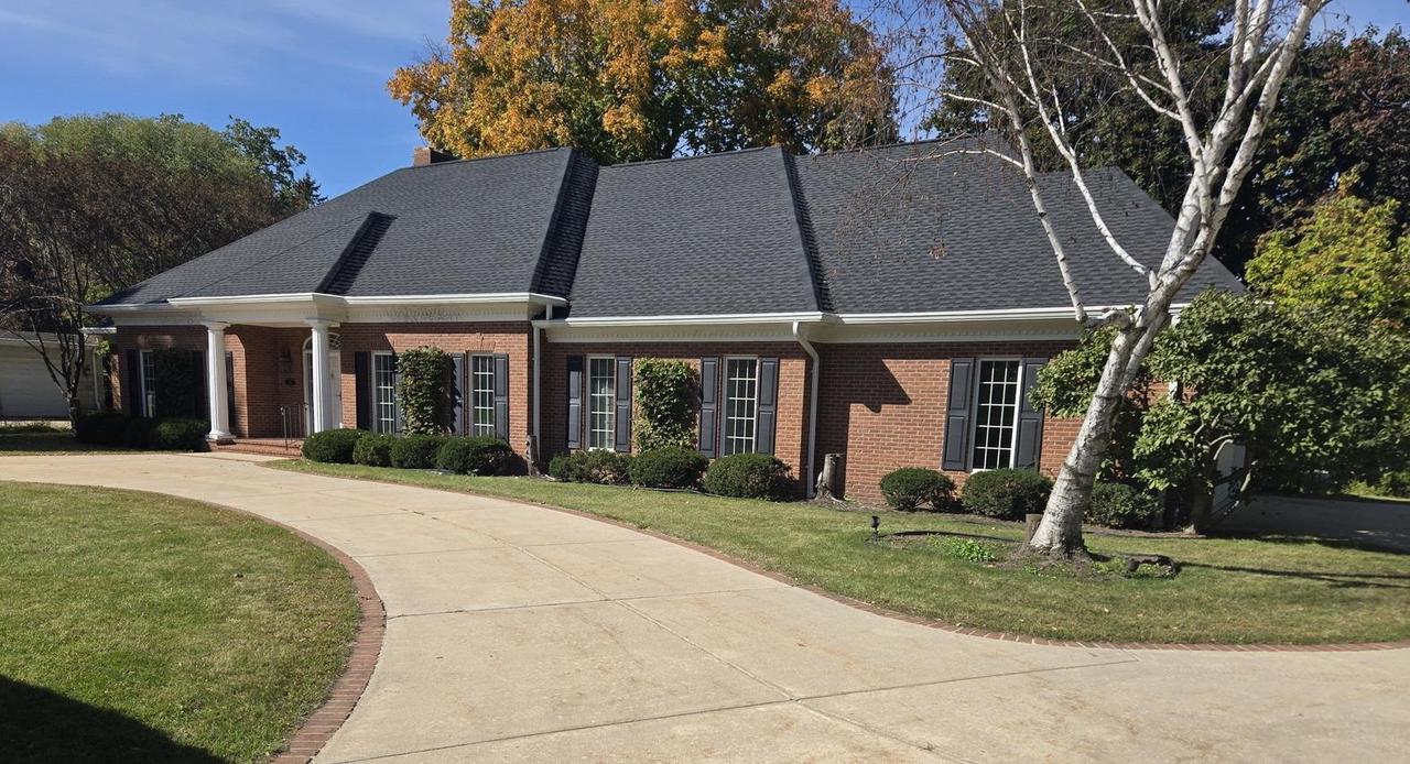326 Braebourne Court — photo