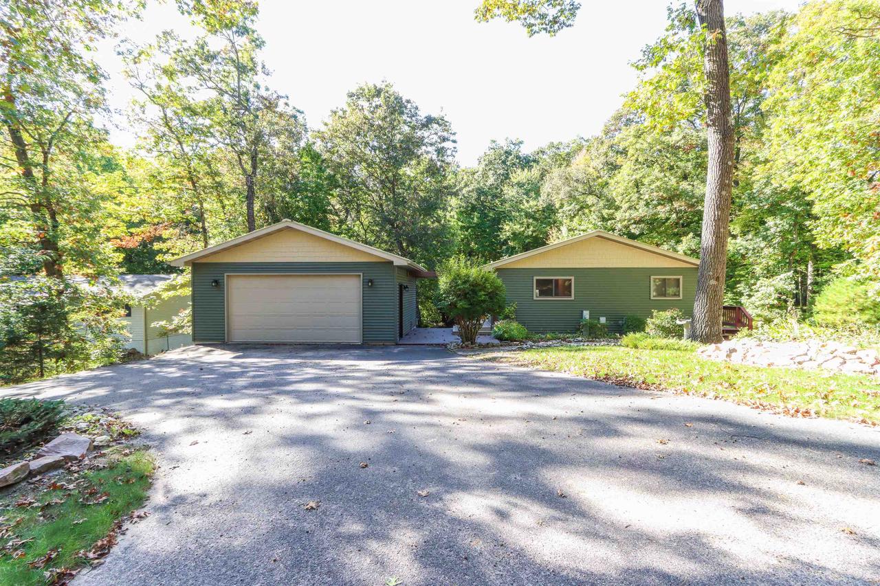 N3025 Crestwood Drive — photo