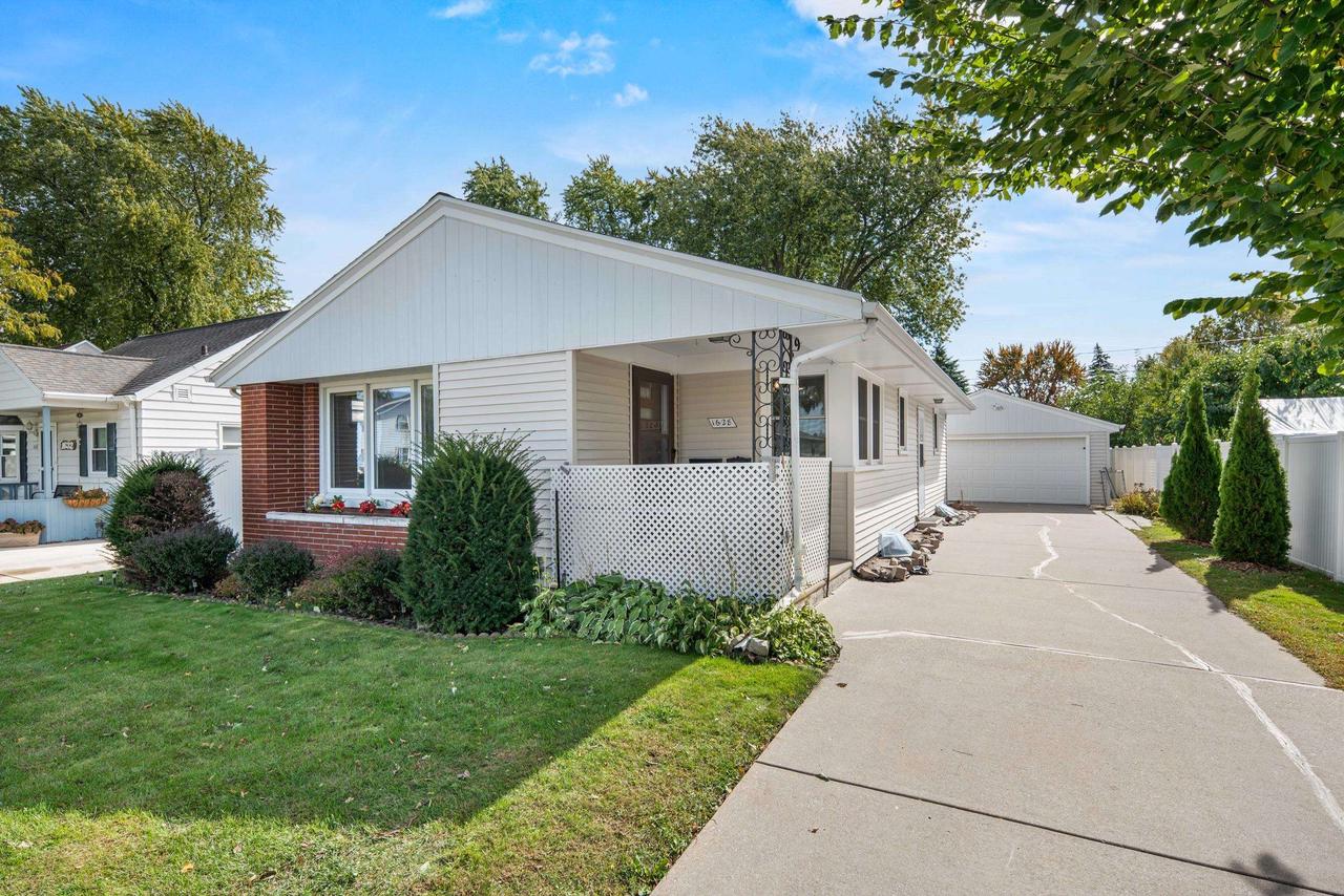 1628 Harold Street — photo
