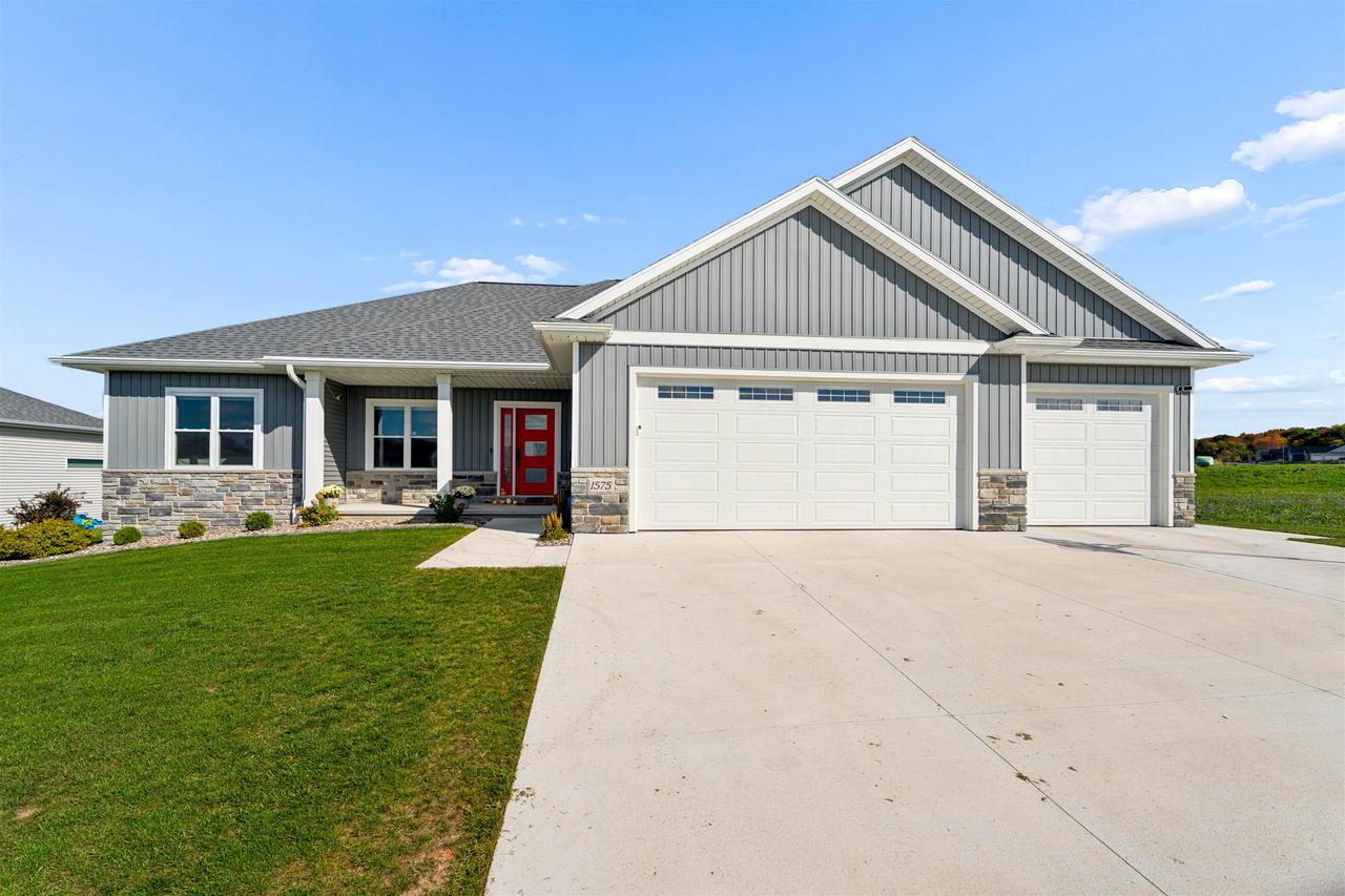 1575 Brayden Lane — photo