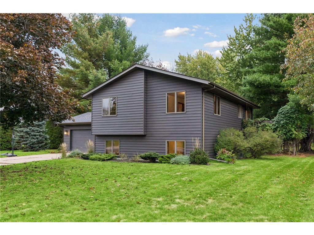 1112 Grandview Drive — photo