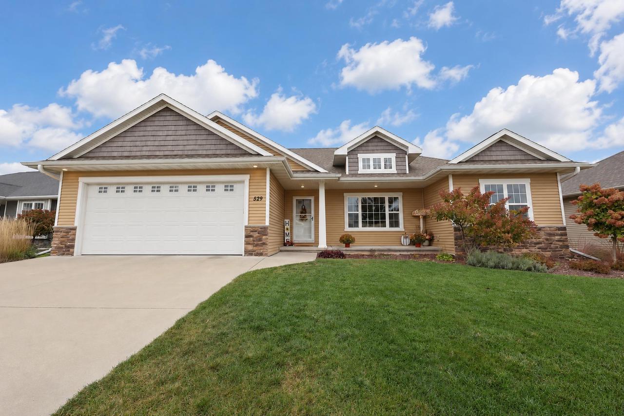 529 Pebblestone Circle — photo
